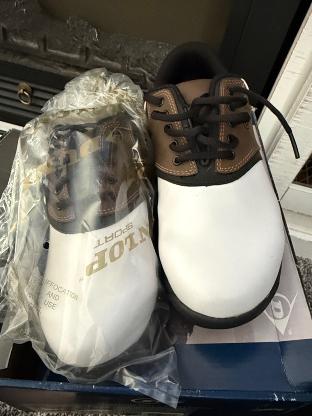 Men's Golf Lace-Up Shoes in White and Brown